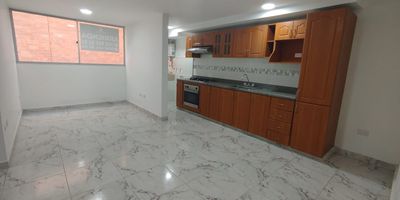 Apartamento ubicado en Rionegro en unidad residencial completa. En el podras disfrutar espacios comodos, amplios y luminosos. Cuenta con una excelente ubicacion de facil acceso a transporte publico, colegio, universidad, centro comercial, parroquia, clinica, supermercado, restaurante, entidad bancaria, facil acceso a vias principales, permitiendote estar cerca de todo lo que necesitas.