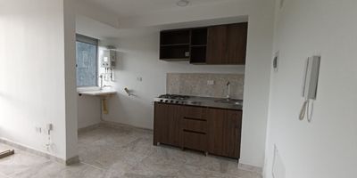 Apartamento en arriendo en el sector de Los Molinos, Dosquebradas.

Área 55 m2
Piso 4 con ascensor
Parqueadero comunitario

Características
3 habitaciones con clóset
2 baños completos
Cocina integral
Sala  comedor amplia
Zona de ropas

Canon de arrendamiento 950.000