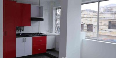 [ARR] ID HOUM: 159517

Entérate de todos los beneficios al arrendar con nosotros:
    • Asistencia e intermediación con el propietario
    • Firma tu contrato online
    • Arrienda sin burocracia, sin papeleos ni notarías

Departamento en arriendo, ubicado en el barrio Samper Mendoza, con una superficie construida de 89.00 m² y superficie total de 89.00  m². 

Sus principales características son:

    • No amoblado
    • 3 dormitorios
    • 2 baños
    • No Admite mascotas
    • Año de construcción: 2025
            
Si arriendas con nosotros, te brindamos asesoría personalizada durante todo el proceso.
        

Requisitos para arrendar con nosotros:

    • Arrienda sin codeudor*, fácil, rápido y seguro
    • Demuestra un ingreso mensual neto de al menos 2.5 veces el valor del arriendo (los ingresos mensuales se pueden complementar por las personas que vivirán en este inmueble)
    • Completa tu información básica y mándanos tus extractos bancarios o documentos que demuestren tus ingresos
    • No debes tener reportes negativos en centrales de crédito
        

IMPORTANTE:

    • Te invitamos a agendar una visita a esta propiedad
    • Si tienes alguna duda por favor puedes solicitar más información desde los portales como también contactarte directamente con nosotros
    
Más que una inmobiliaria, somos Houm.
*Aplican T&C