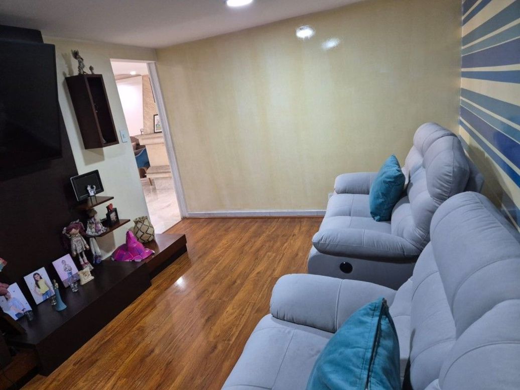 Casa de 5 alcobas en venta en Santa Cecilia, Bogotá, 240 m² · foto 9 de 20