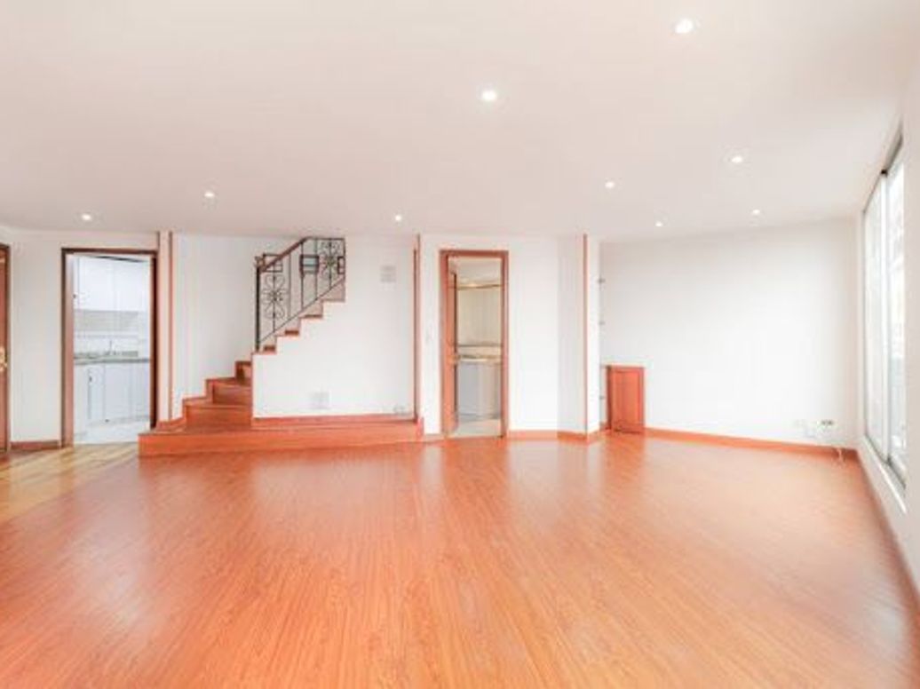 Apartamento de 1 alcoba en venta en Pontevedra, Bogotá, 73 m² · foto 7 de 20