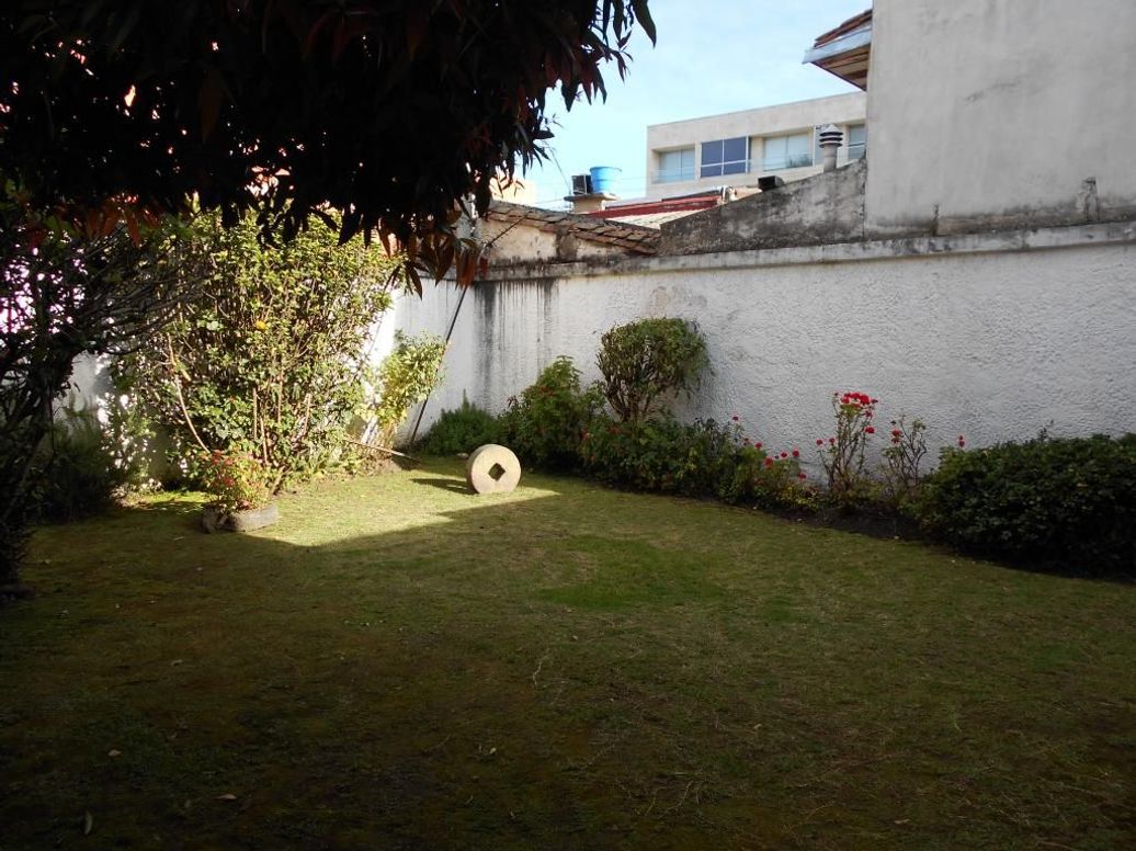 Casa de 4 alcobas en venta en Nuevo Contry, Bogotá, 200 m² · foto 15 de 18
