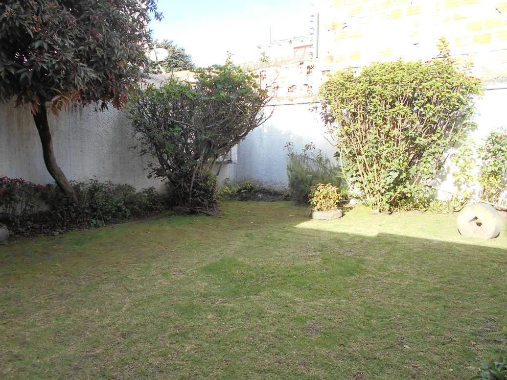 Casa de 4 alcobas en venta en Nuevo Contry, Bogotá, 200 m² · foto 16 de 18