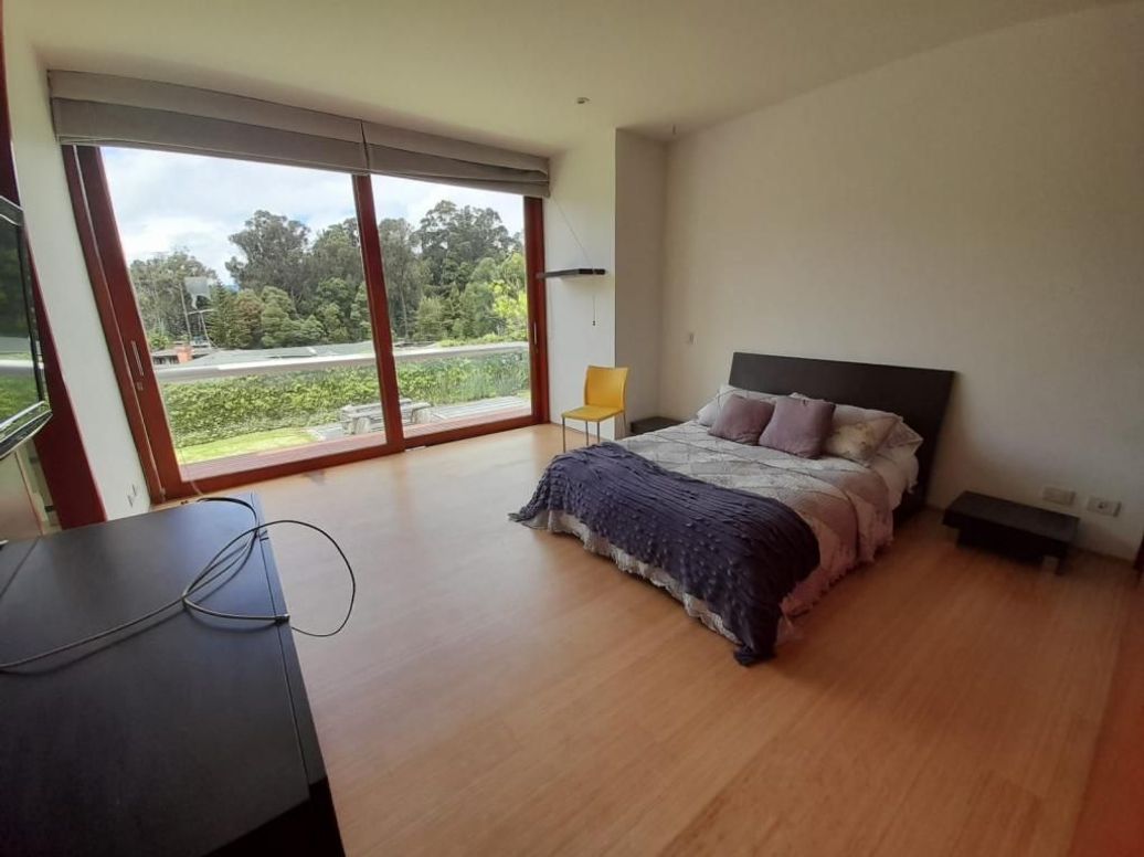 Casa de 5 alcobas en venta en Suba Naranjos, Bogotá, 937 m² · foto 7 de 20