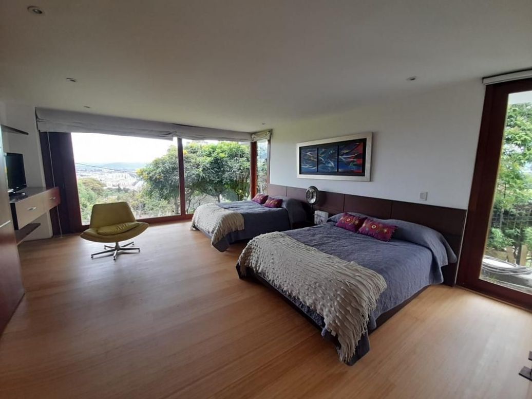 Casa de 5 alcobas en venta en Suba Naranjos, Bogotá, 937 m² · foto 11 de 20