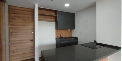 "Apartamento acogedor en Las Palmas!

 Apartamento ubicado en el sector de Las Palmas, con un area de 72 metros cuadrados. Este apartamento cuenta con:

- 2 habitaciones amplias y comodas
- 2 banos modernos y funcionales
- Cocina integral con diseno moderno
- Zona de ropas 
- Sala y comedor independientes
- Balcon con vista al exterior
- 2 parqueaderos privados para tus vehiculos
- 1 cuarto util para almacenamiento o uso adicional

El apartamento ofrece una excelente distribucion de espacios y una ubicacion conveniente. Ideal para parejas o personas que buscan un lugar acogedor y funcional.

No te pierdas esta oportunidad de vivir en Las Palmas!

Contactanos para obtener mas informacion y agendar una visita!"