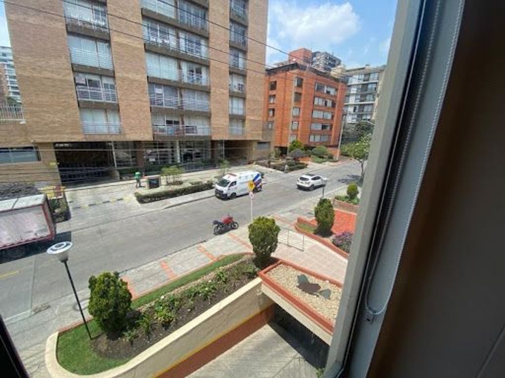 Apartamento de 3 alcobas en venta en Modelia, Bogotá, 83 m² · foto 3 de 20