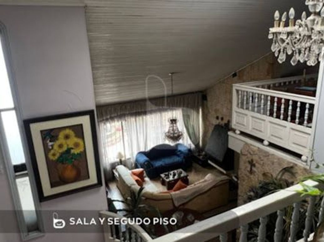 Casa de 5 alcobas en venta en Malibu, Bogotá, 337 m² · foto 3 de 14