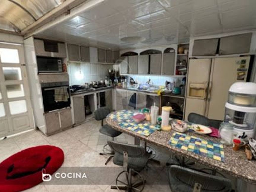 Casa de 5 alcobas en venta en Malibu, Bogotá, 337 m² · foto 2 de 14