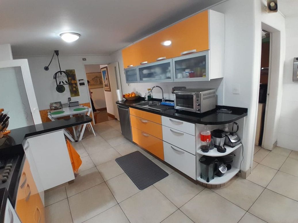 Apartamento de 3 alcobas en venta en Molinos Norte, Bogotá, 203 m² · foto 15 de 20