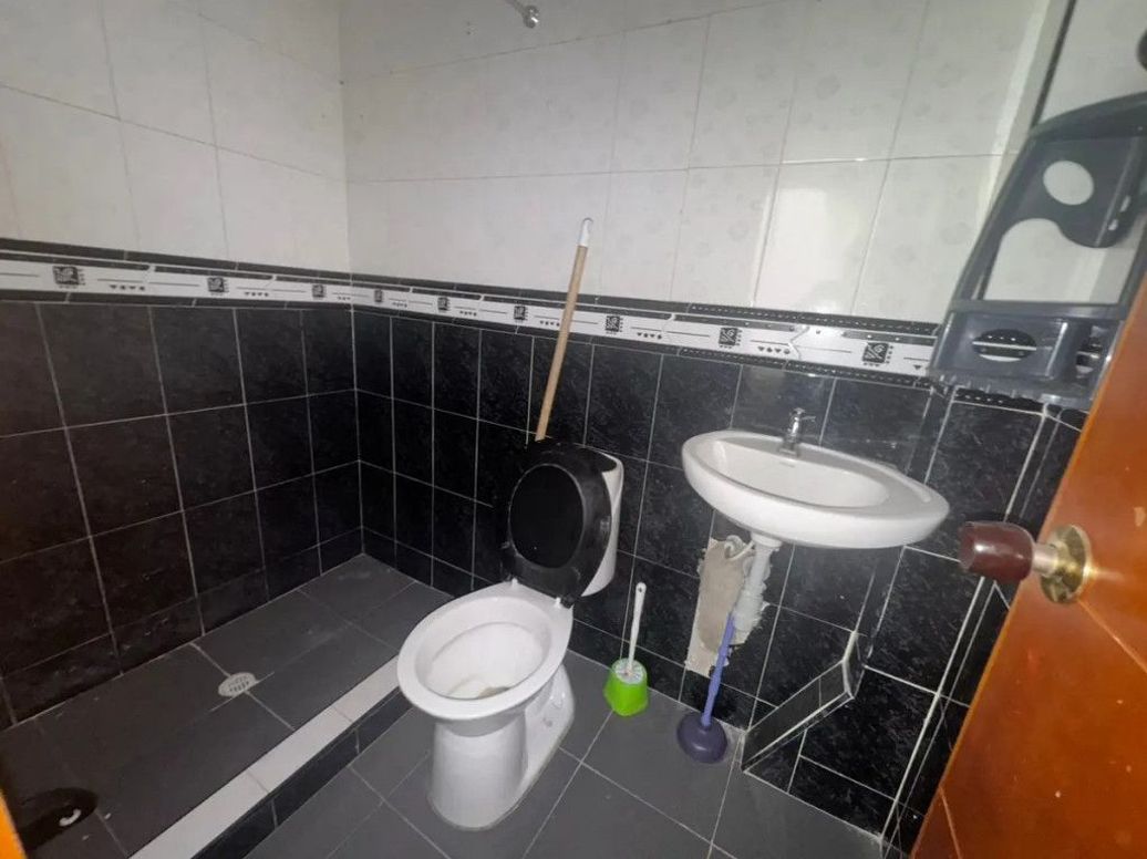 Casa de 9 alcobas en venta en Diana Turbay, Bogotá, 223 m² · foto 2 de 20