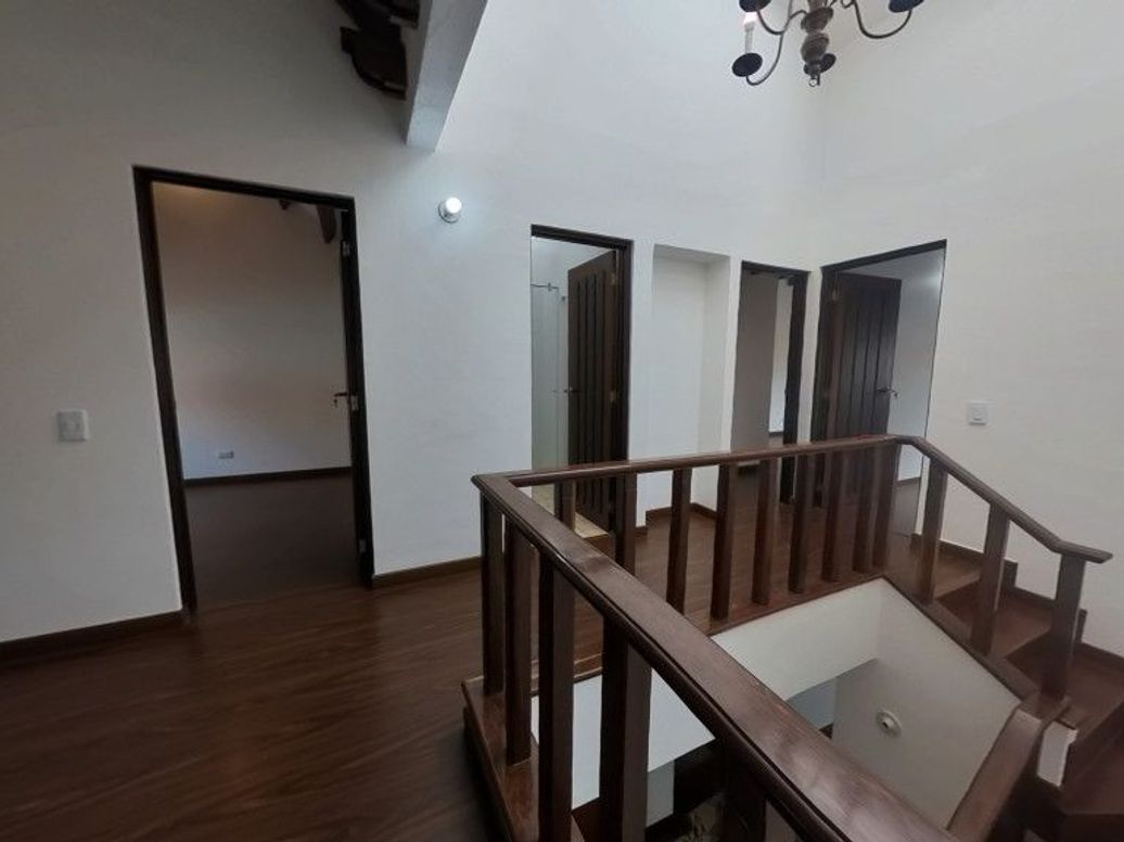 Casa de 3 alcobas en venta en Los Cedros Oriental, Bogotá, 163 m² · foto 16 de 20
