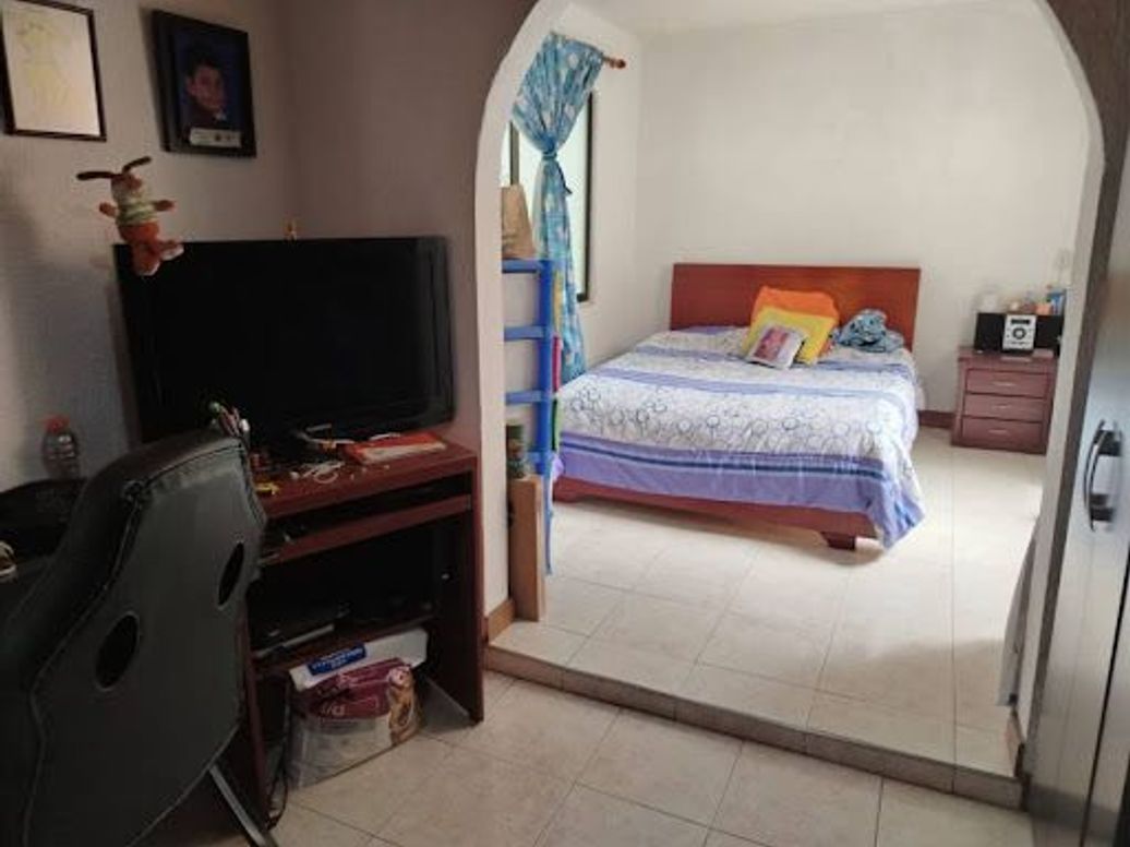 Casa de 4 alcobas en venta en Villas De Granada, Bogotá, 135 m² · foto 15 de 20