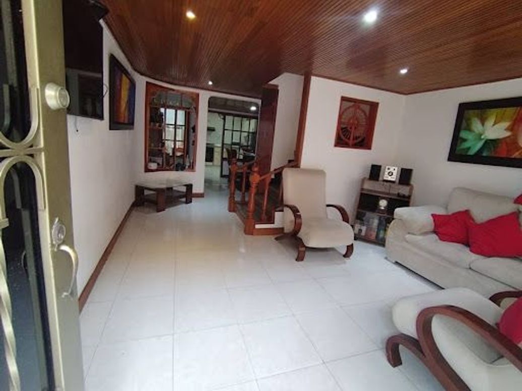 Casa de 4 alcobas en venta en Villas De Granada, Bogotá, 135 m² · foto 5 de 20