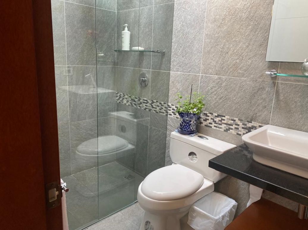 Casa de 3 alcobas en venta en Santa Ana Occidental, Bogotá, 180 m² · foto 14 de 20
