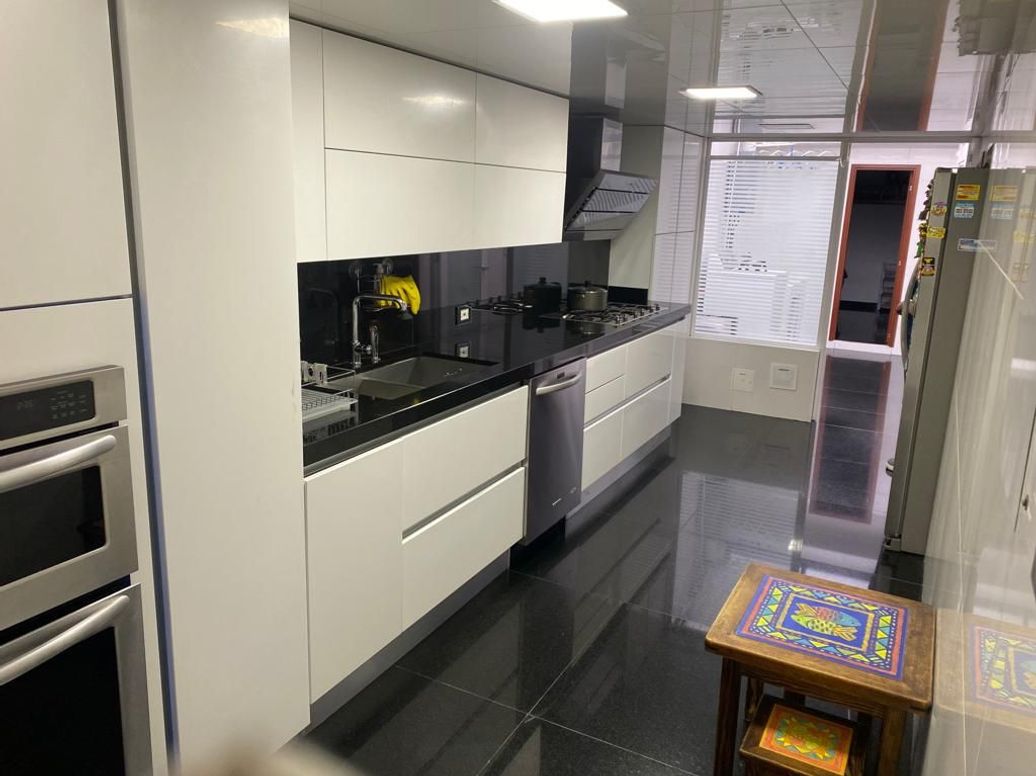 Casa de 3 alcobas en venta en Santa Ana Occidental, Bogotá, 180 m² · foto 9 de 20
