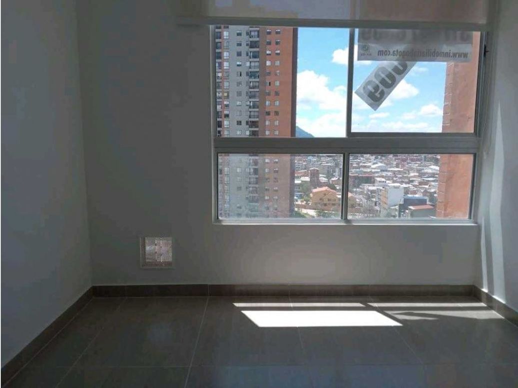 Apartamento de 2 alcobas en venta en Usaquén, Bogotá, 41 m² · foto 10 de 14