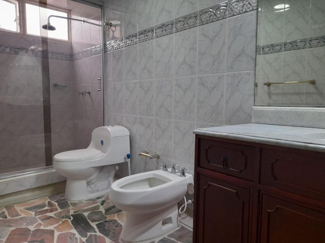 Apartamento de 3 alcobas en venta en Chico Norte Et. Ii, Bogotá, 199 m² · foto 13 de 20
