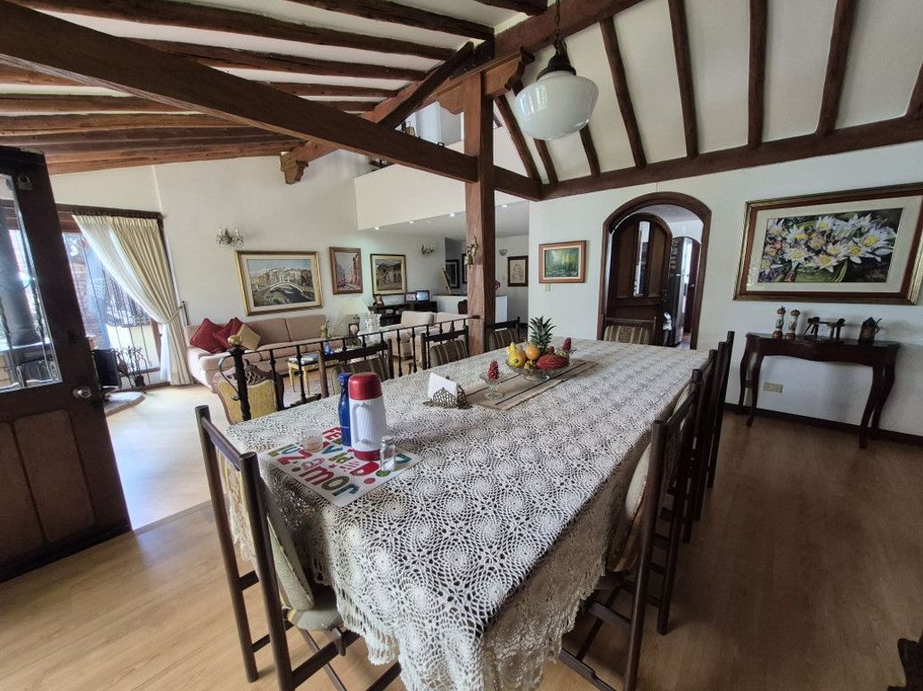 Casa de 6 alcobas en venta en Ub. Santa Coloma, Bogotá · foto 18 de 20