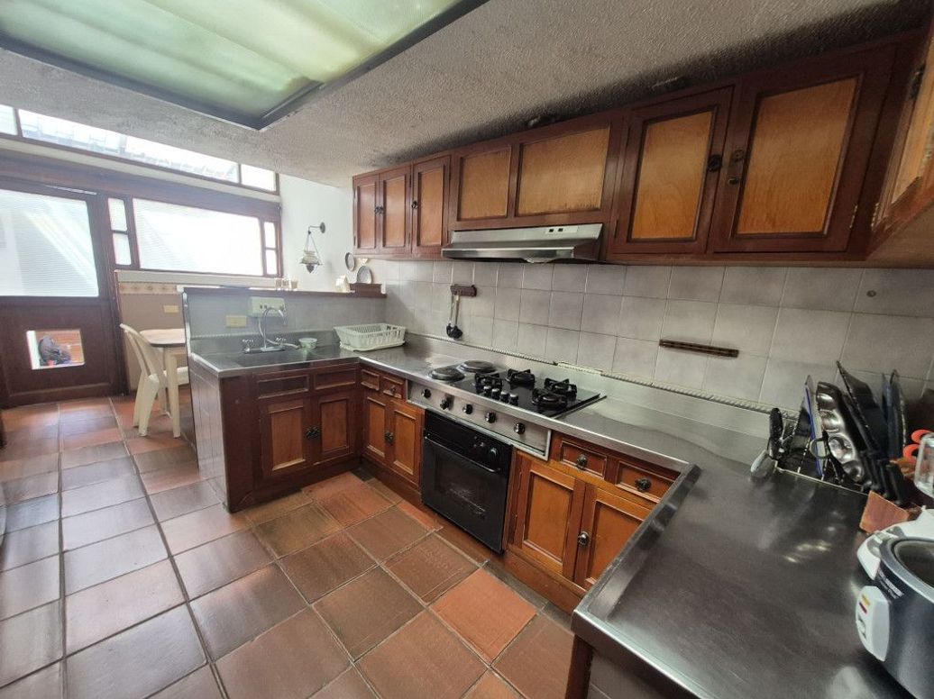 Casa de 6 alcobas en venta en Ub. Santa Coloma, Bogotá · foto 5 de 20