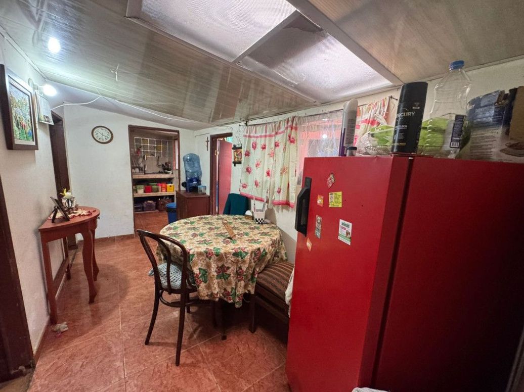 Casa de 10 alcobas en venta en Bello Horizonte, Bogotá, 281 m² · foto 3 de 20