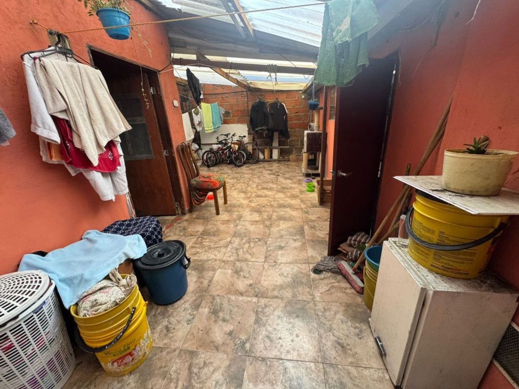 Casa de 10 alcobas en venta en Bello Horizonte, Bogotá, 281 m² · foto 7 de 20