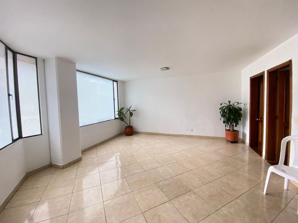 Apartamento de 3 alcobas en venta en Chico Norte Et. Iii, Bogotá, 136 m² · foto 14 de 14