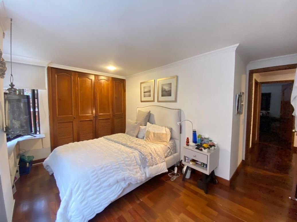 Apartamento de 3 alcobas en venta en Chico Norte Et. Iii, Bogotá, 136 m² · foto 6 de 14