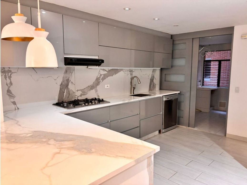 Apartamento de 2 alcobas en venta en Chico, Bogotá, 160 m² · foto 7 de 16