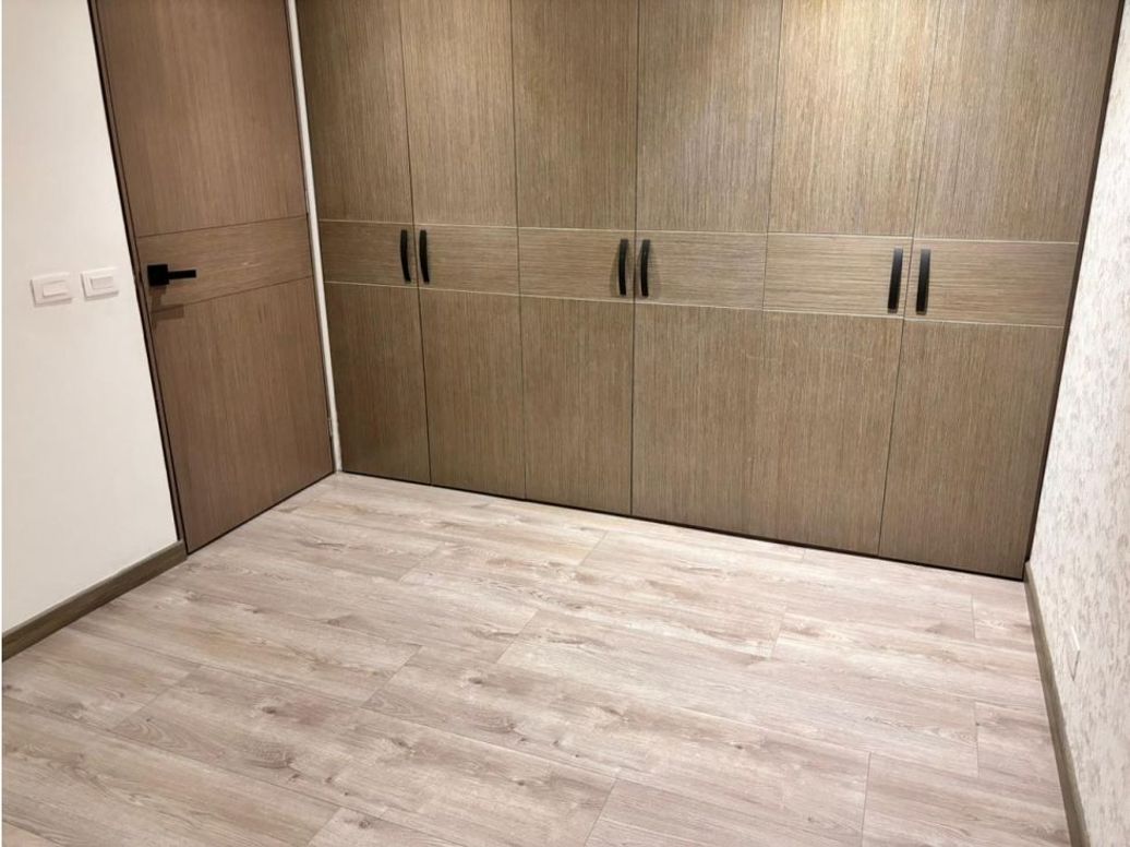 Apartamento de 2 alcobas en venta en Chico, Bogotá, 160 m² · foto 8 de 16