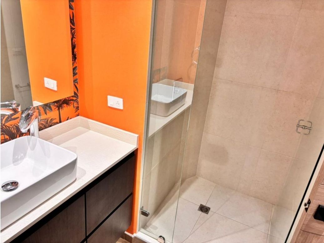 Apartamento de 2 alcobas en venta en Chico, Bogotá, 160 m² · foto 15 de 16