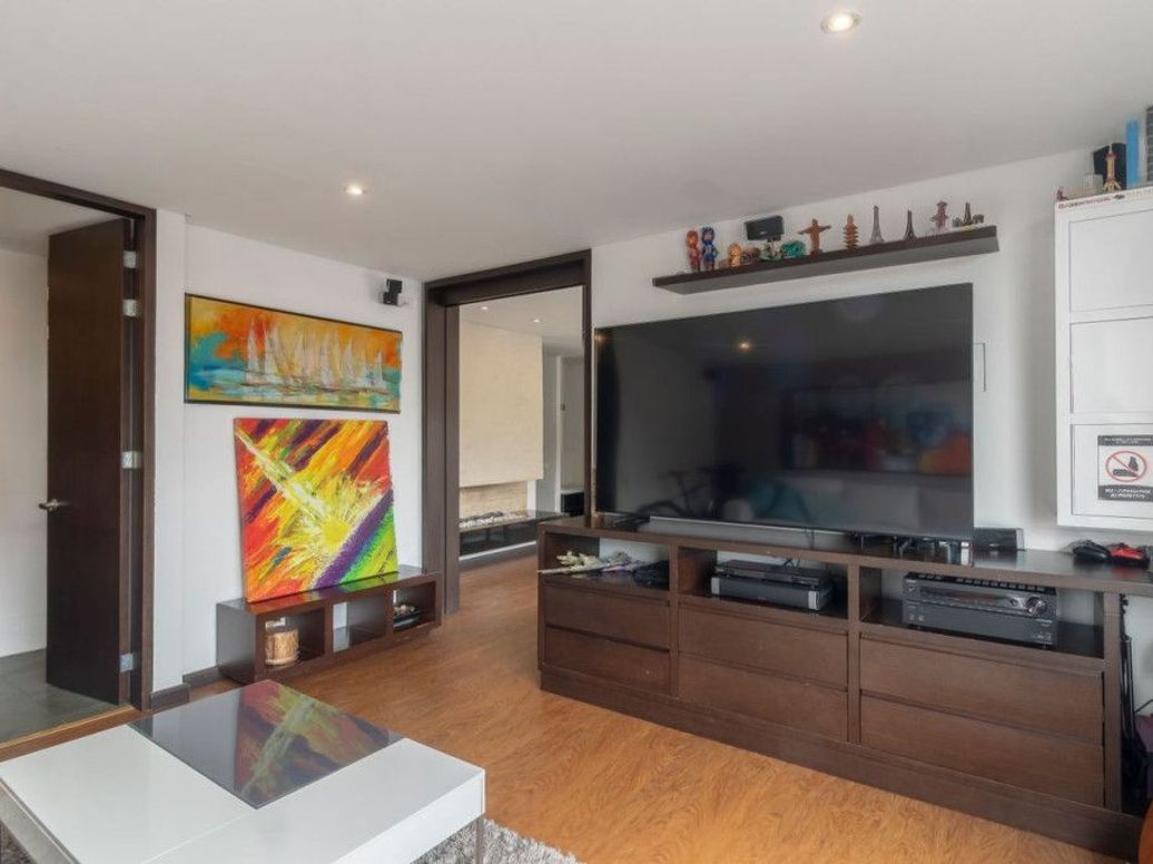 Apartamento de 3 alcobas en venta en Rincon Del Chicó, Bogotá, 252 m² · foto 6 de 20