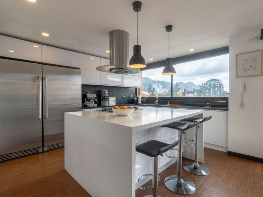 Apartamento de 3 alcobas en venta en Rincon Del Chicó, Bogotá, 252 m² · foto 8 de 20