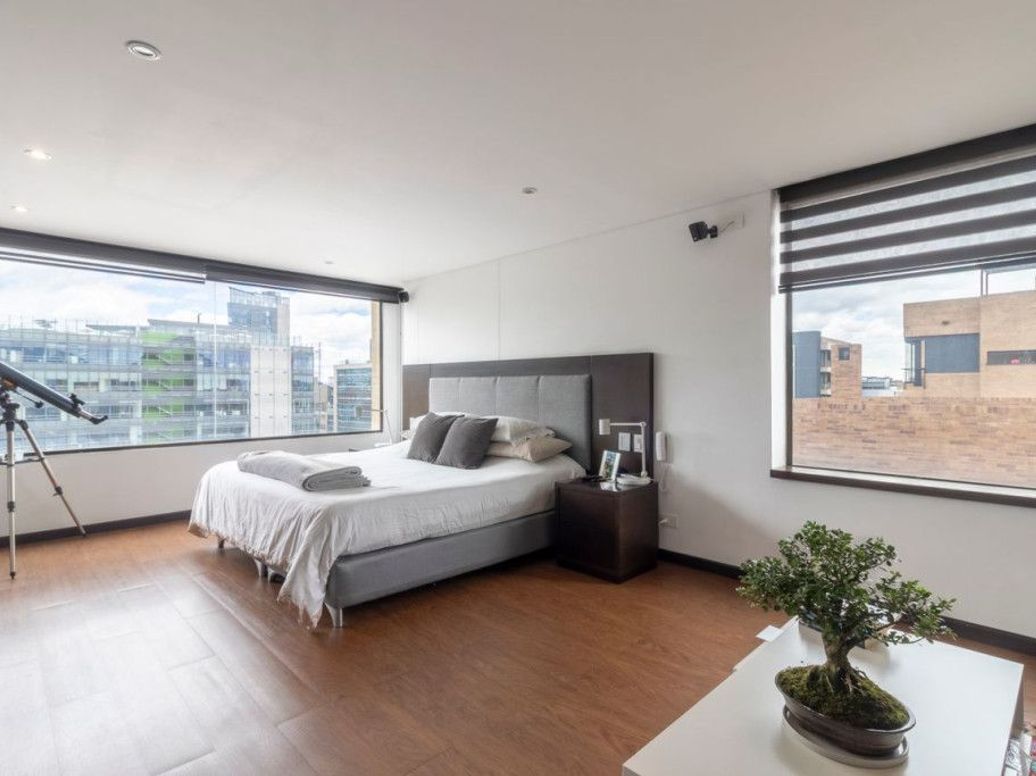 Apartamento de 3 alcobas en venta en Rincon Del Chicó, Bogotá, 252 m² · foto 19 de 20