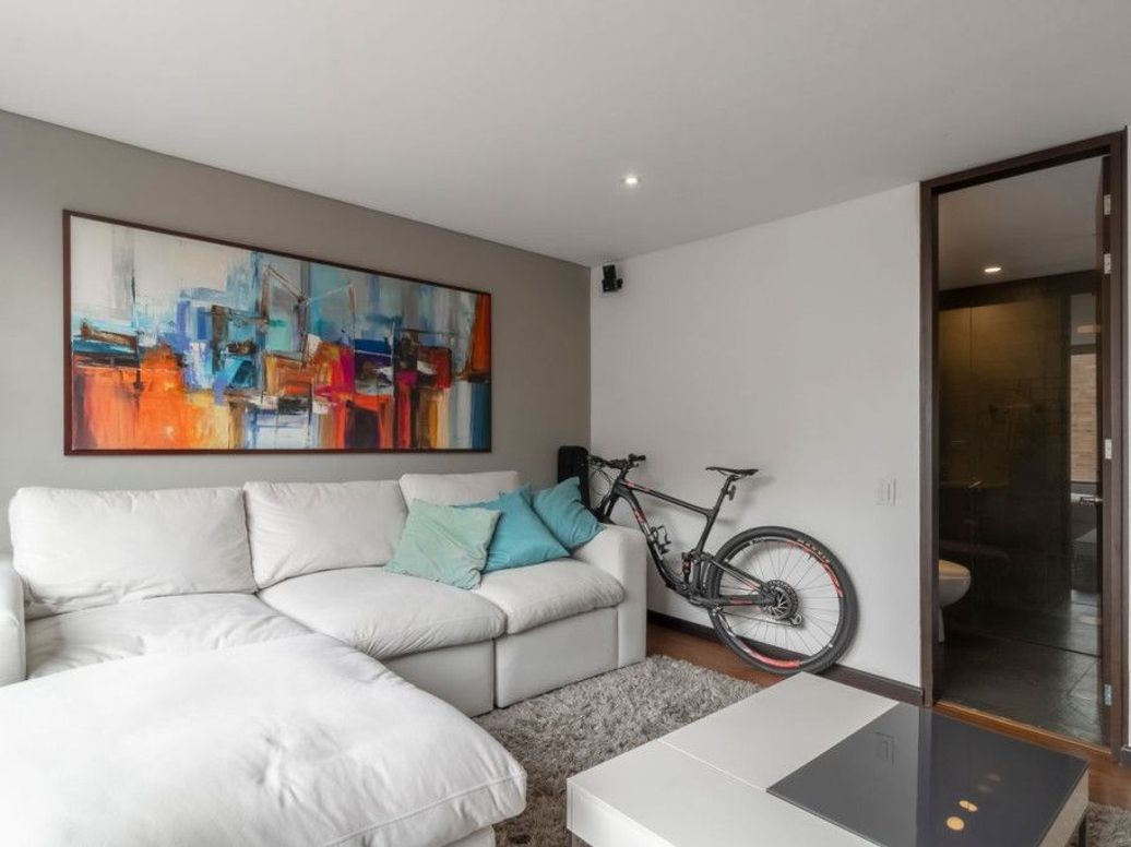Apartamento de 3 alcobas en venta en Rincon Del Chicó, Bogotá, 252 m² · foto 10 de 20