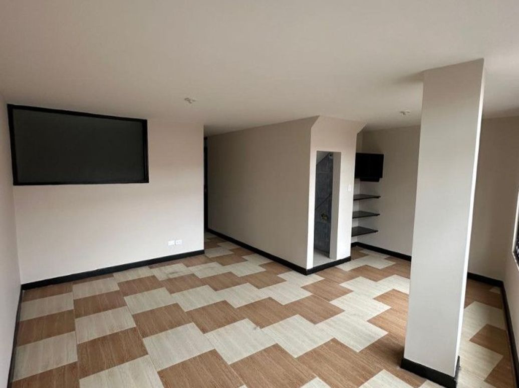 Casa de 7 alcobas en venta en Bosa Nova, Bogotá, 265 m² · foto 11 de 20