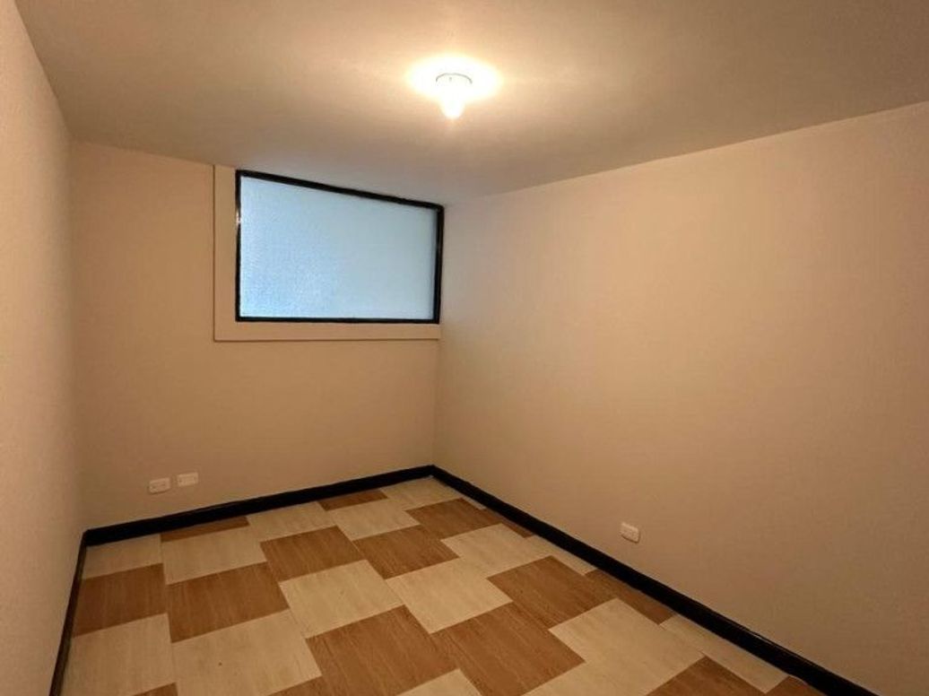 Casa de 7 alcobas en venta en Bosa Nova, Bogotá, 265 m² · foto 9 de 20