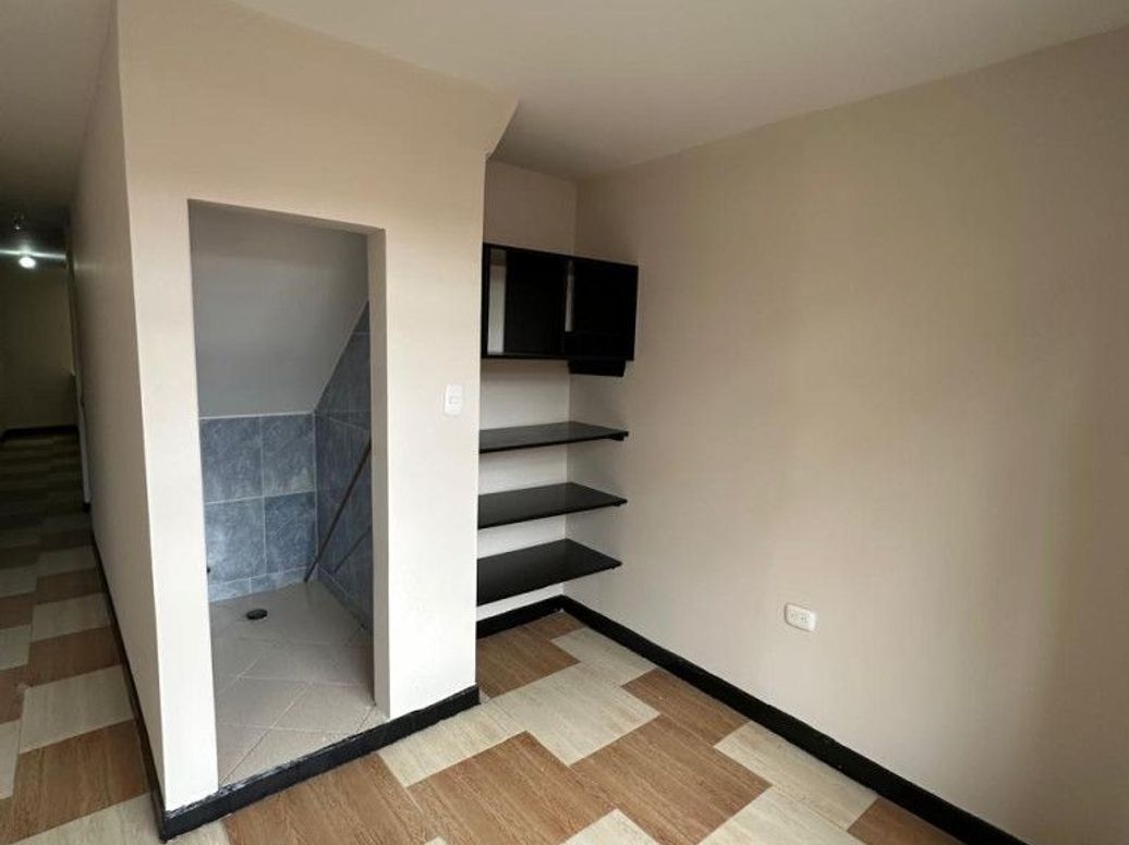 Casa de 7 alcobas en venta en Bosa Nova, Bogotá, 265 m² · foto 13 de 20