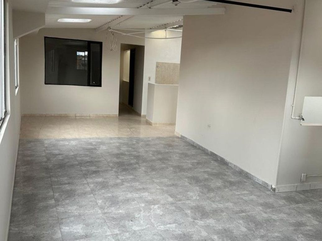 Casa de 7 alcobas en venta en Bosa Nova, Bogotá, 265 m² · foto 17 de 20