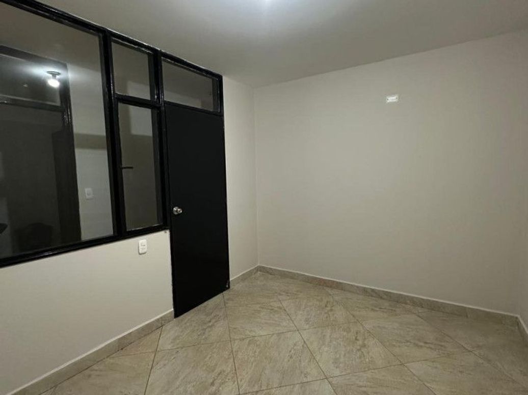 Casa de 7 alcobas en venta en Bosa Nova, Bogotá, 265 m² · foto 16 de 20