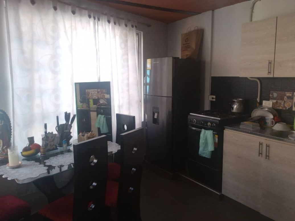 Casa de 8 alcobas en venta en Bosa Nova, Bogotá, 280 m² · foto 15 de 20