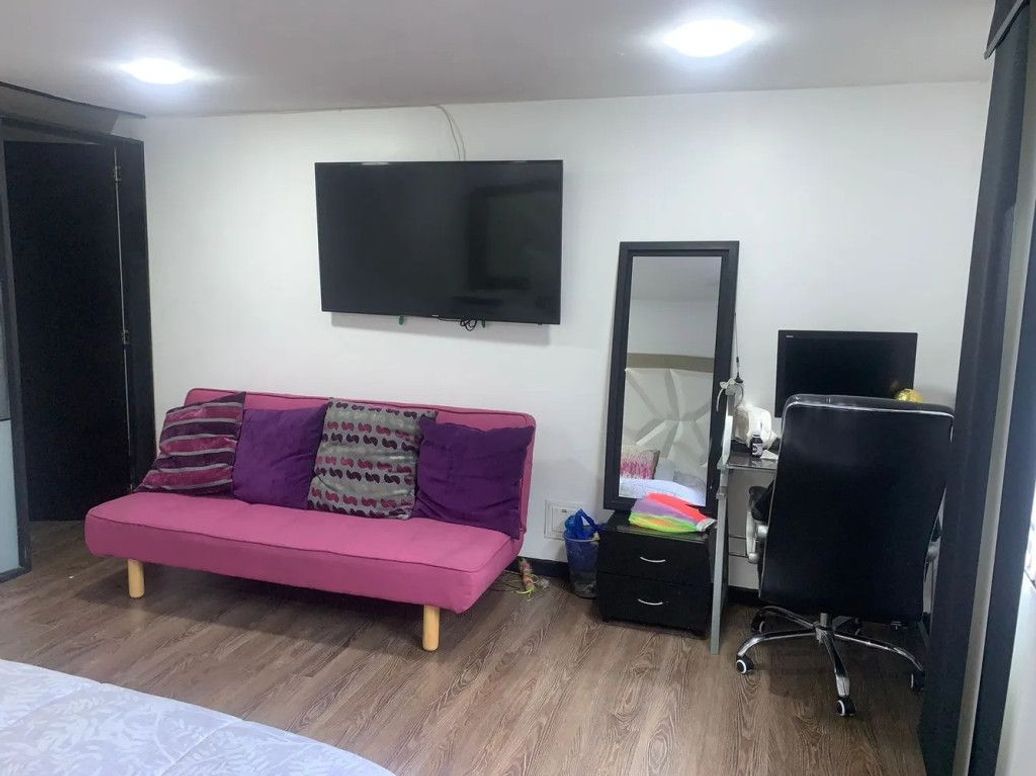 Casa de 3 alcobas en venta en Macarena Los Alpes, Bogotá, 330 m² · foto 11 de 20