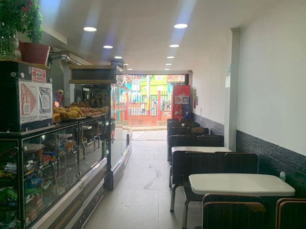 Casa de 3 alcobas en venta en Macarena Los Alpes, Bogotá, 330 m² · foto 10 de 20