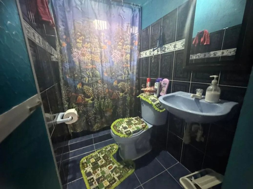 Casa de 9 alcobas en venta en Desarrollo Puerto Rico, Bogotá, 267 m² · foto 2 de 20