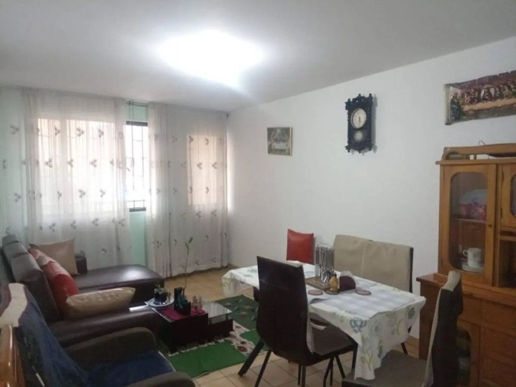 Casa de 8 alcobas en venta en Olarte, Bogotá, 264 m² · foto 10 de 20