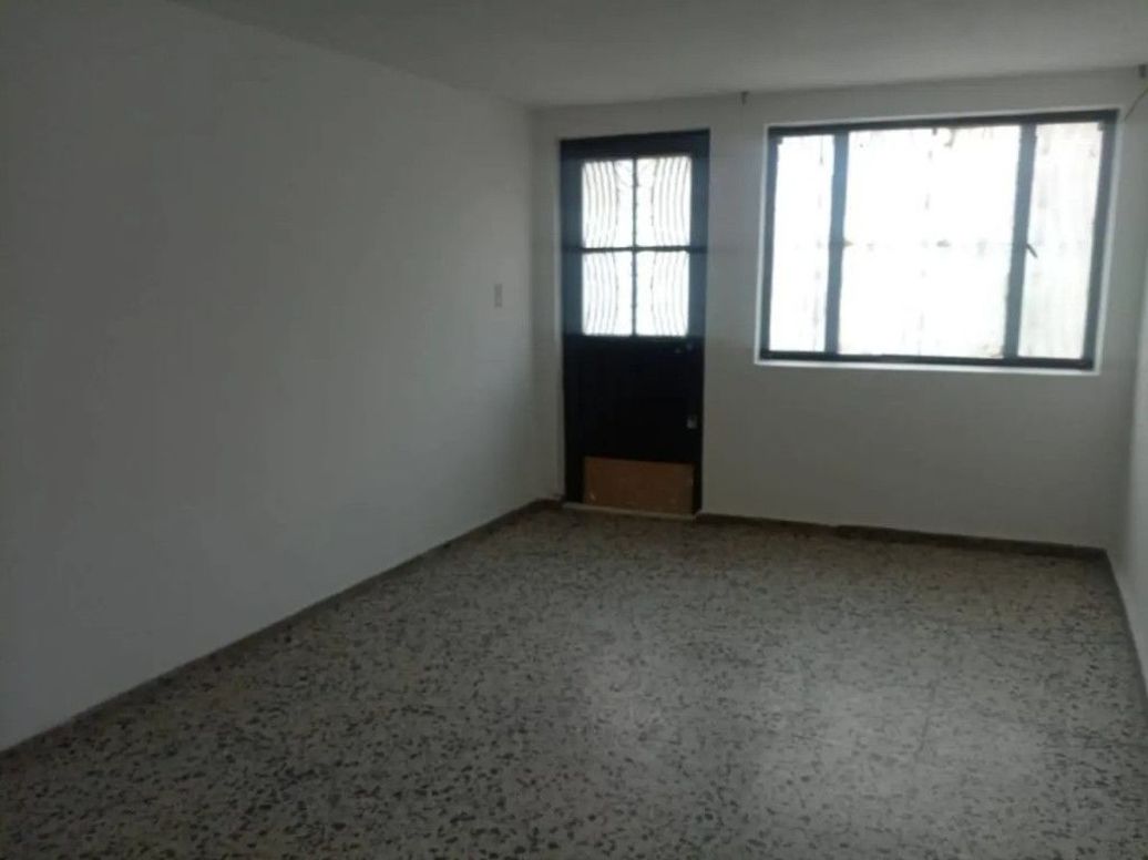 Casa de 8 alcobas en venta en Olarte, Bogotá, 264 m² · foto 4 de 20