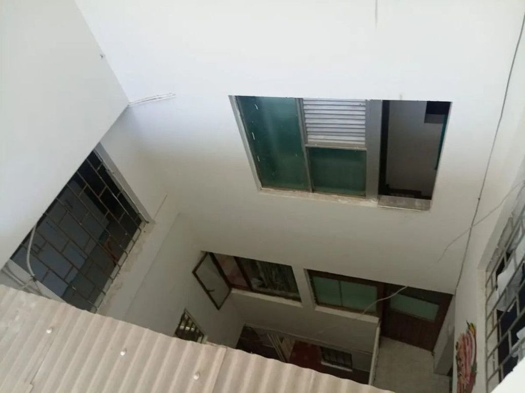 Casa de 13 alcobas en venta en Claret, Bogotá, 280 m² · foto 3 de 20