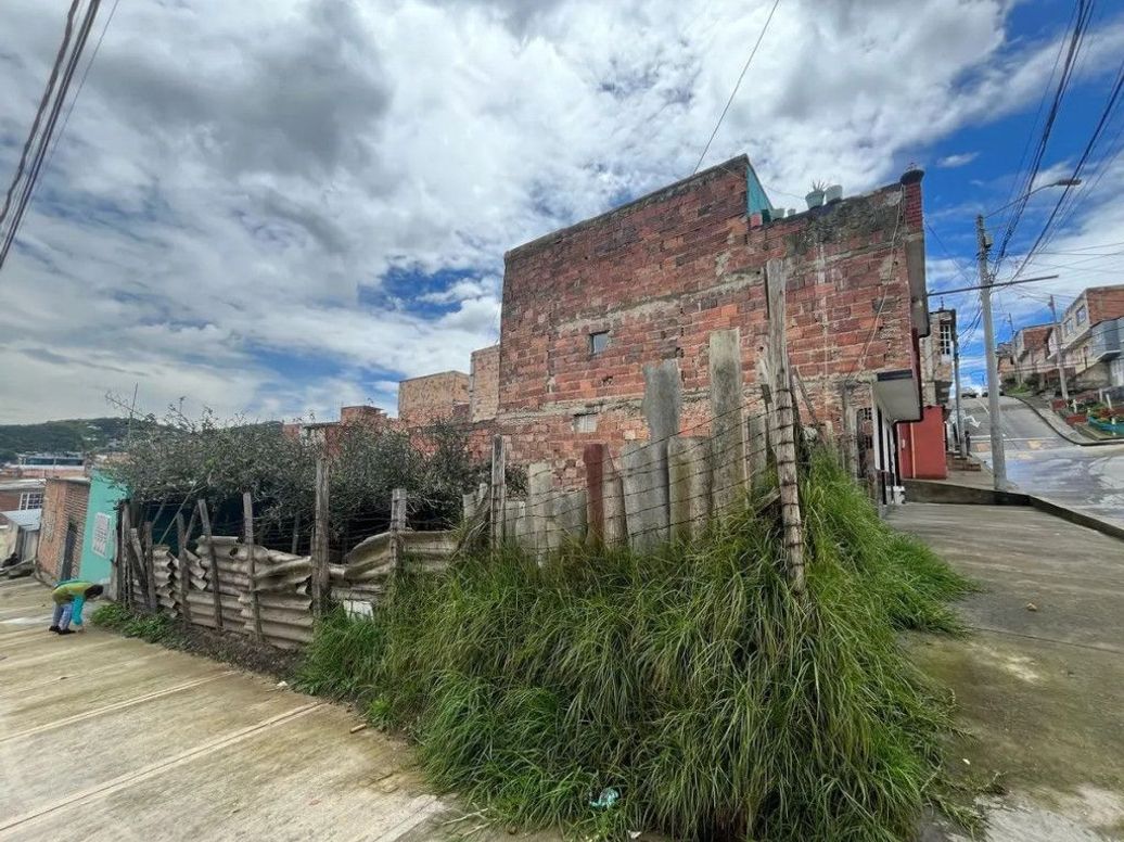 Casa de 1 alcoba en venta en Canada Sector La Guira Et. Ii, Bogotá, 20 m² · foto 6 de 8