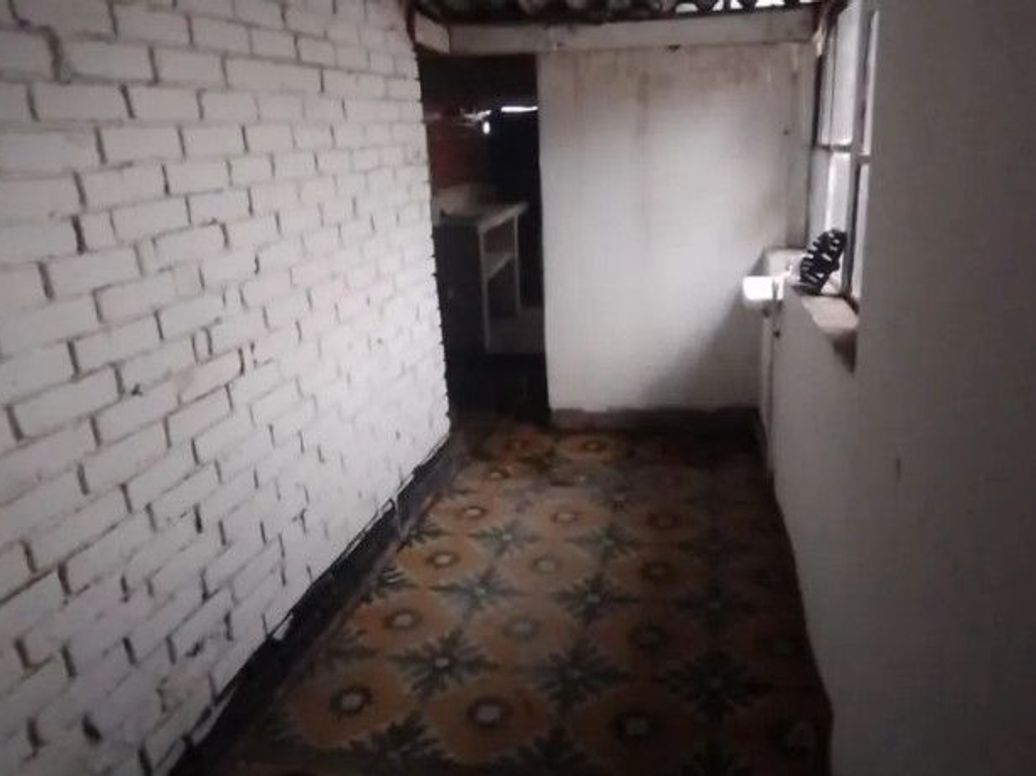 Casa de 10 alcobas en venta en Eduardo Santos, Bogotá, 440 m² · foto 11 de 13