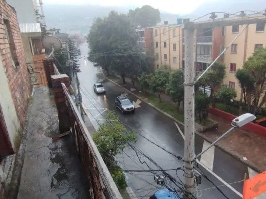 Casa de 10 alcobas en venta en Eduardo Santos, Bogotá, 440 m² · foto 13 de 13